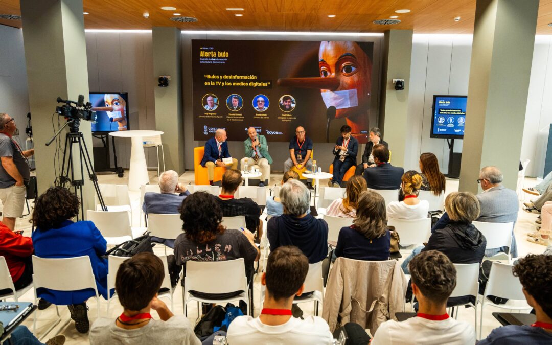 Expertos y medios trazan una radiografía de la desinformación y los bulos en la Comunidad Valenciana